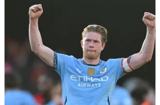  ‎ Transferts : Naples pour le belge Kevin De Bruyne, après son départ de Manchester City