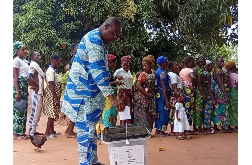 Le député Adomahou après son vote hier : « ...ça prouve que la démocratie est ancrée déjà dans nos mœurs »