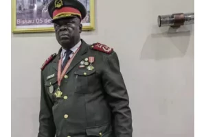 Guinée-Bissau : un général investi président après le coup d'État militaire