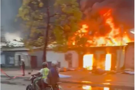 Cotonou : grave incendie à l'instant dans le 10è arrondissement