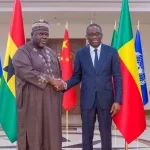 Mohammed Abubakari Manaf, ambassadeur du Ghana au Bénin présente les copies figurées de ses lettres de créances