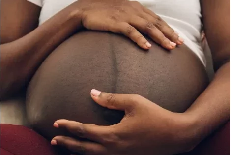 Hypersalivation pendant la grossesse : que comprendre afin de mieux gérer ce phénomène ?
