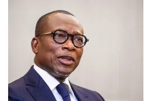 Tentative de Coup d'État au Bénin : Patrice Talon apparaît à la présidence pour une déclaration d'urgence
