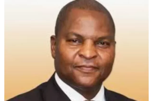 Centrafrique : Faustin-Archange Touadéra reconduit dès le premier tour avec plus de 76 % des voix (résultats provisoires)