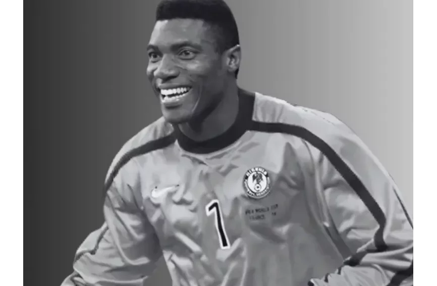 Patrice Motsepe de la CAF pleure l'ancien capitaine de l'équipe nationale du Nigeria, Peter Rufai