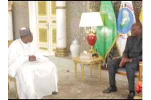 Au Gabon, Boni Yayi dit ses attentes vis-à-vis des autorités gabonaises