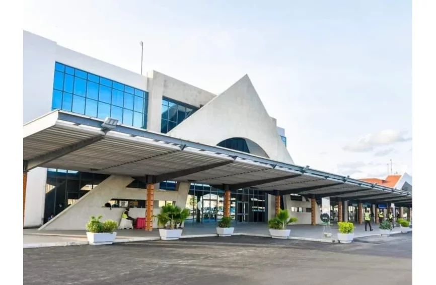 Aéroport de Cotonou : Wilfried Léandre Houngbédji explique les dessous de changement du nom