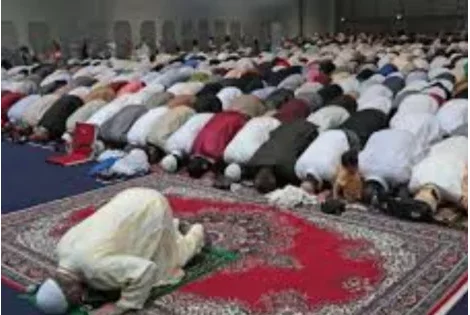 Nigeria : neuf musulmans arrêtés pour avoir mangé en public le premier jour du Ramadan 