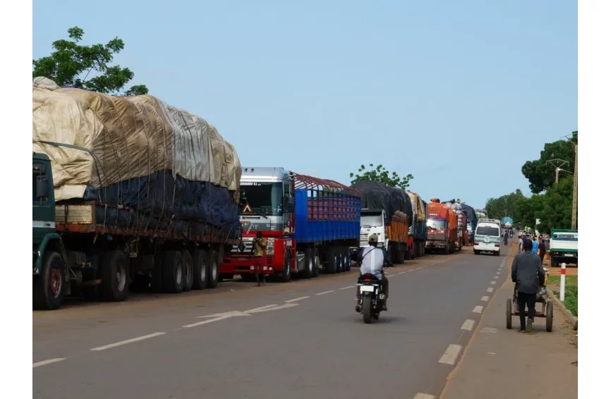 Grand Nokoué : la circulation des camions poids lourds bientôt réglementée