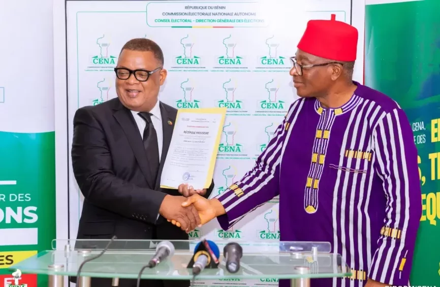 Elections communales de 2026 : la CENA délivre le récépissé provisoire à l'Union Progressiste le Renouveau