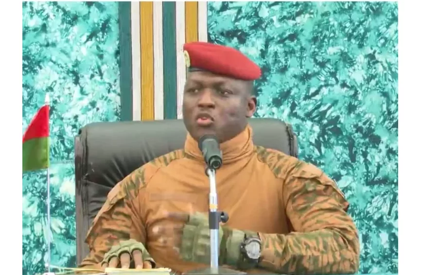 Burkina Faso : une radio privée suspendue pour trois mois pour avoir qualifié les militaires au pouvoir de « junte »