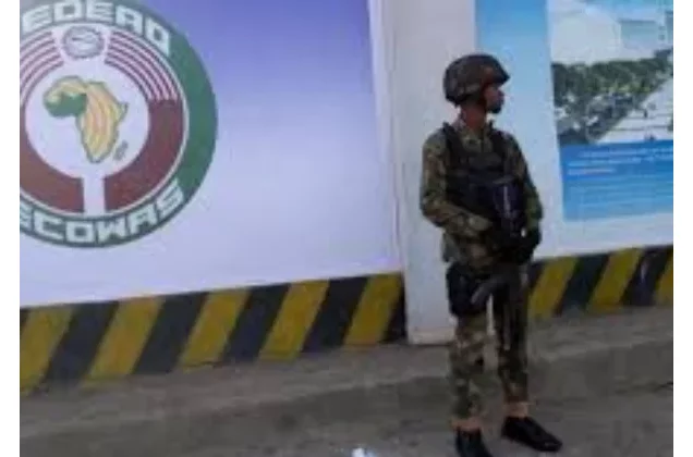 Putsch manqué au Bénin : la CEDEAO maintient son dispositif sécuritaire à Cotonou