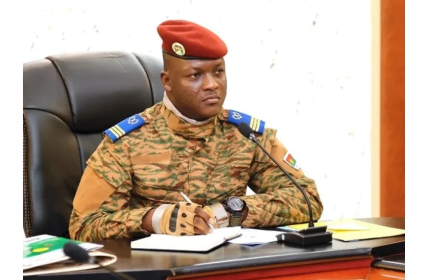Burkina Faso : le gouvernement dissout les partis et formations politiques