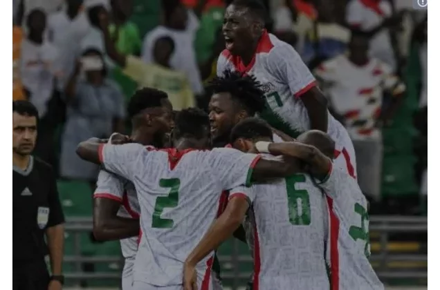 Bénin vs Burkina Faso : les Etalons mènent 2-0 à la pause, le lien du direct