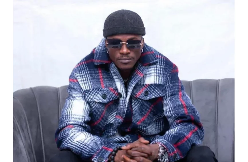 Showbiz ivoirien : l'artiste Debordo Leekunfa déposé en prison après son arrestation