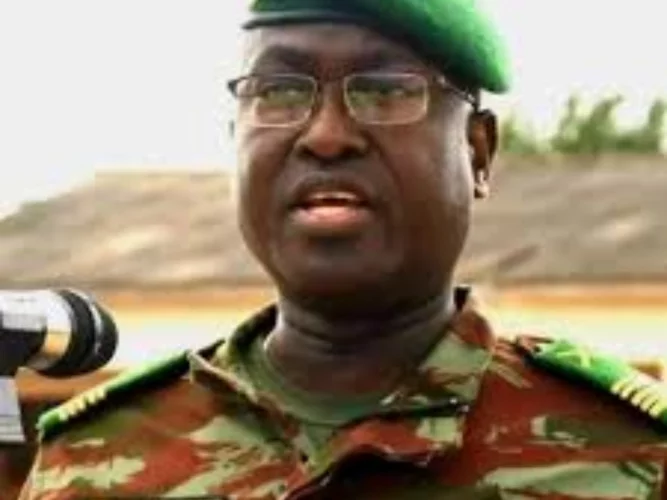 Tentative de putsch au Bénin : le Commandant de la Garde Républicaine raconte le film de l'attaque contre la résidence du chef de l'État