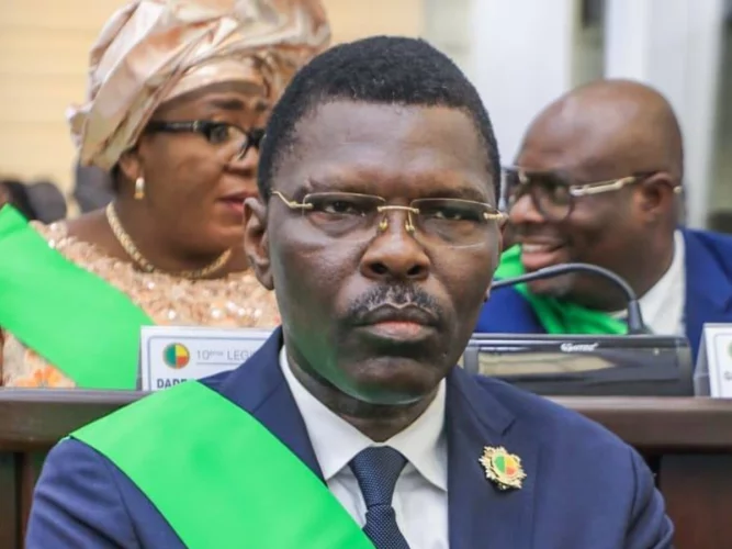Assemblée nationale : zoom sur le nouveau président Joseph Fifamin Djogbénou