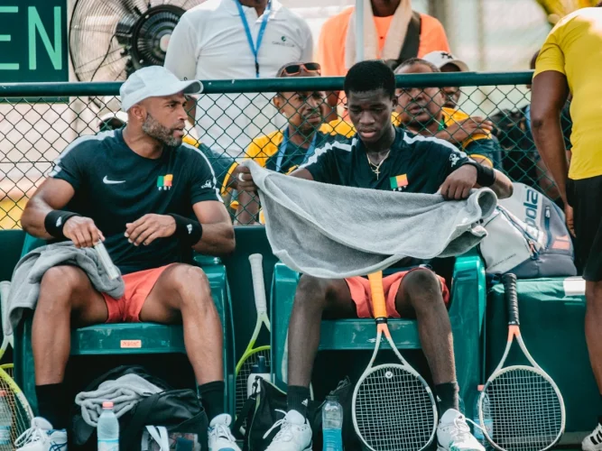 Coupe Davis : le Salvador sort le Bénin malgré un Klégou ‘'décidé'' lors des play-offs du Groupe II mondial