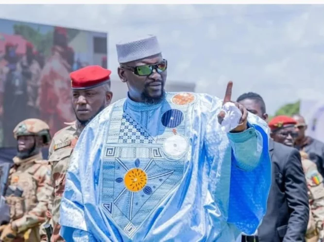 Guinée : la Cour suprême confirme l'élection de Mamady Doumbouya dès le premier tour