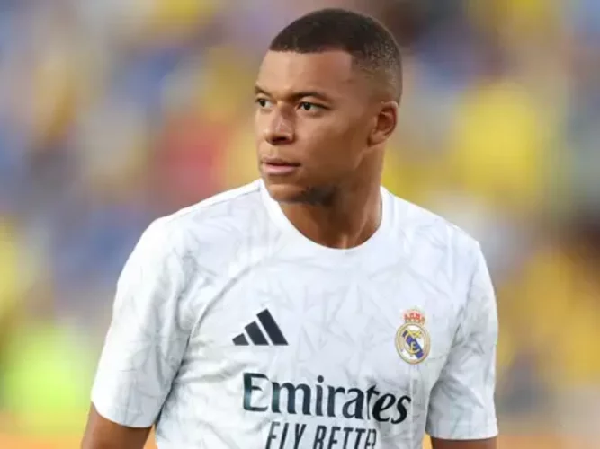 Ligue des champions : Kylian Mbappé réagit au sacre du Paris Saint-Germain