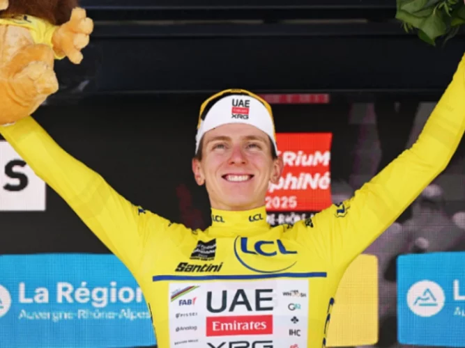 Cyclisme : Tadej Pogačar remporte son premier Critérium du Dauphiné