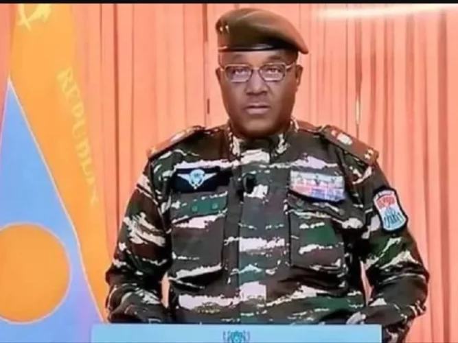 Sortie du leader de la junte nigérienne : les contrevérités de Tiani sur le Bénin