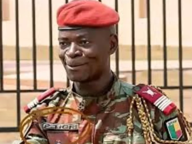 Trois jours après sa disparition, le principal...