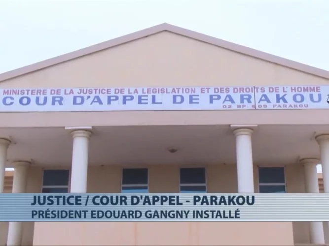 Bénin : des détenus recherchés après leur évasion au tribunal de Parakou, l'un d'entre eux rattrapé