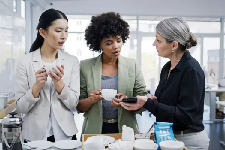 Bon à savoir : 05 conseils pour gérer un collègue « Kpakpato » au bureau